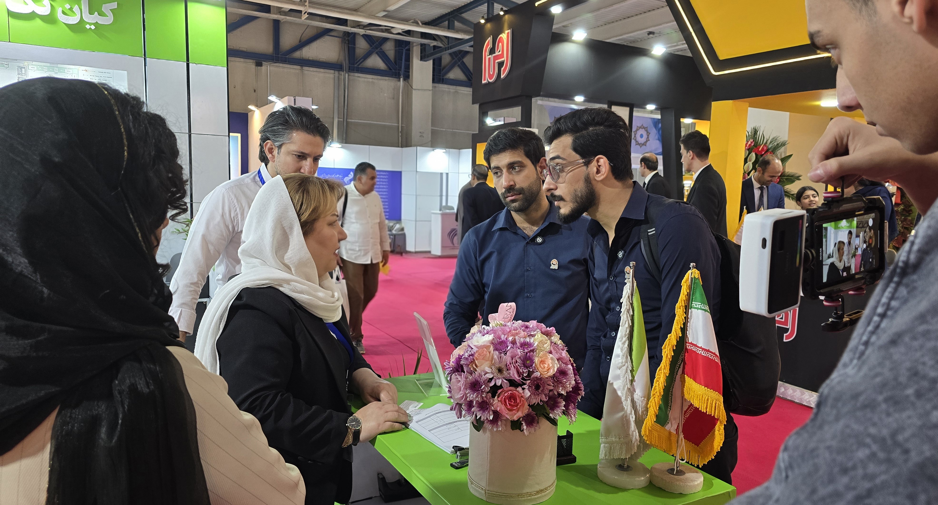 بازدیدگنندگان خارجی